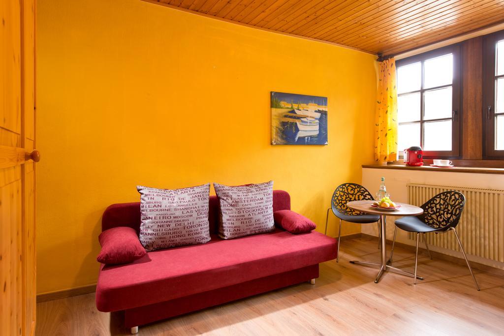 Ellenzer Goldbaeumchen Hotell Rum bild