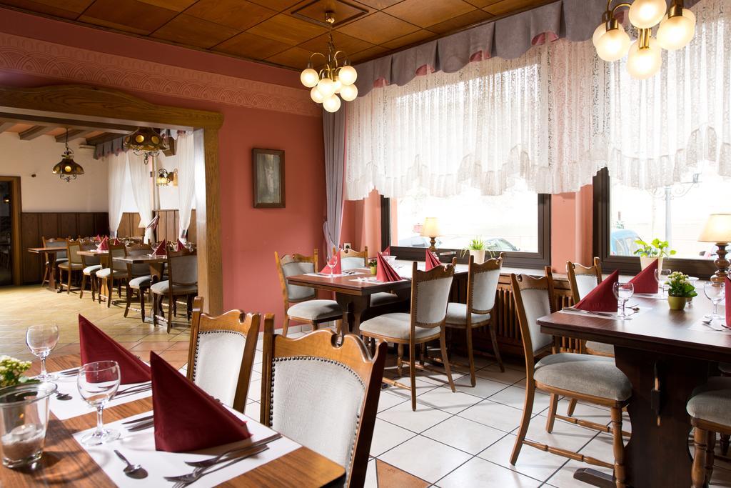 Ellenzer Goldbaeumchen Hotell Exteriör bild
